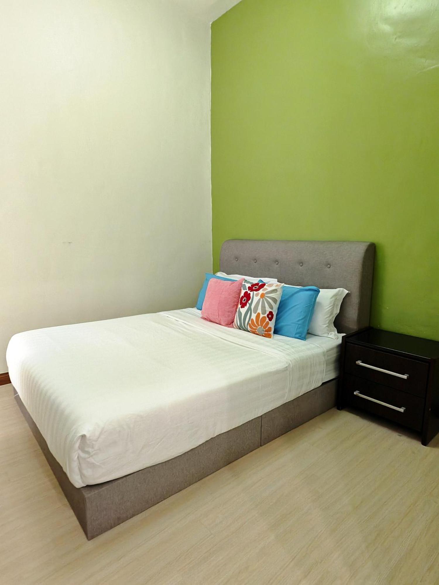 W13 Atgoldenhills Nightmarket Wifi 4R Brinchang Exterior foto